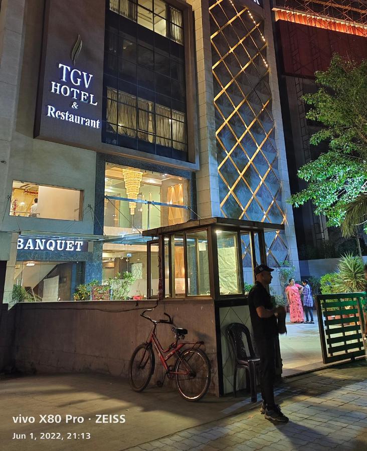 Tgv Hotel Ahmedabad Exterior photo