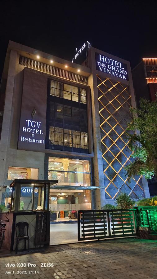 Tgv Hotel Ahmedabad Exterior photo